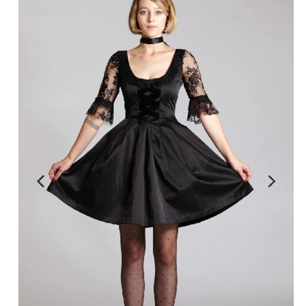 Elegant Black Lace Mini Dress